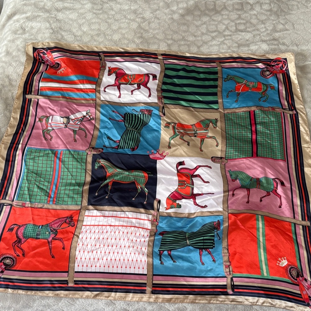 Horse motif scarf